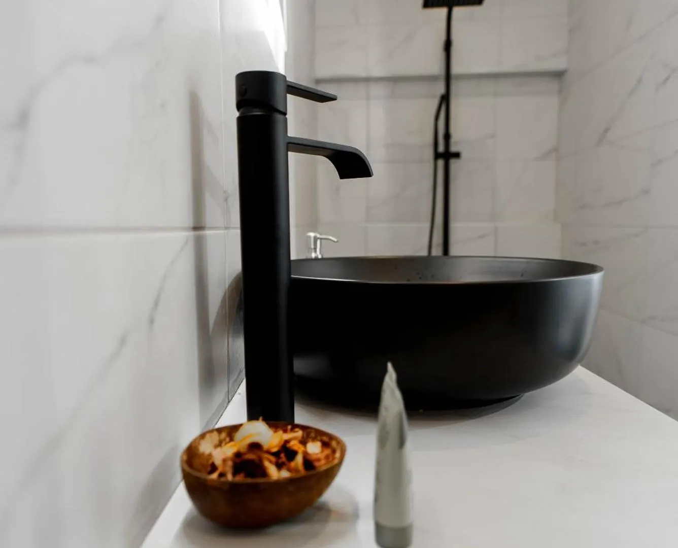 Kition City Jacuzzi Suite In Larnaca Finikoudes 0*,